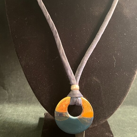 Necklace - Picture 1 of 1